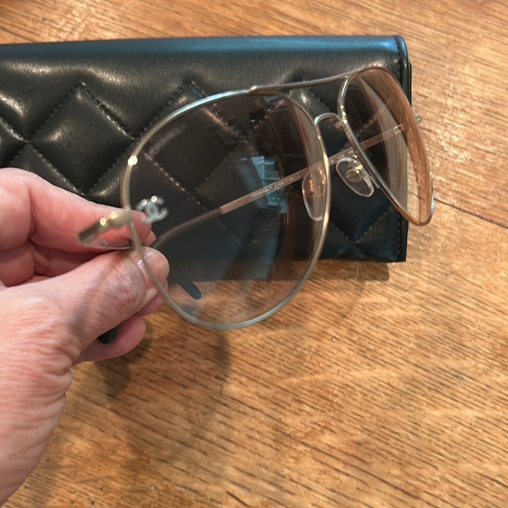 Authentic Chanel sunglasses and case - Picture 7 of 12